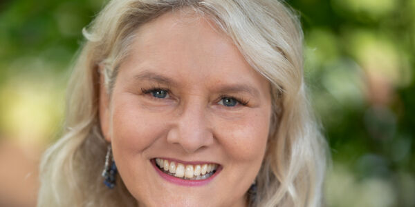 Photo of Dr. Cyndie Claypool de Neve